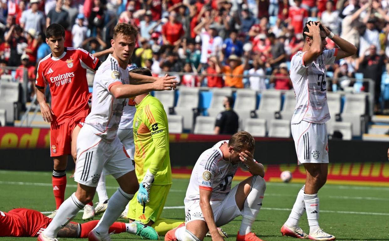 巴黎险胜拜仁，梅西点燃赛场